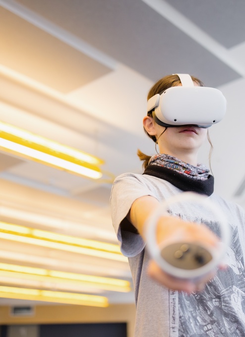 Media Lab and VR-046